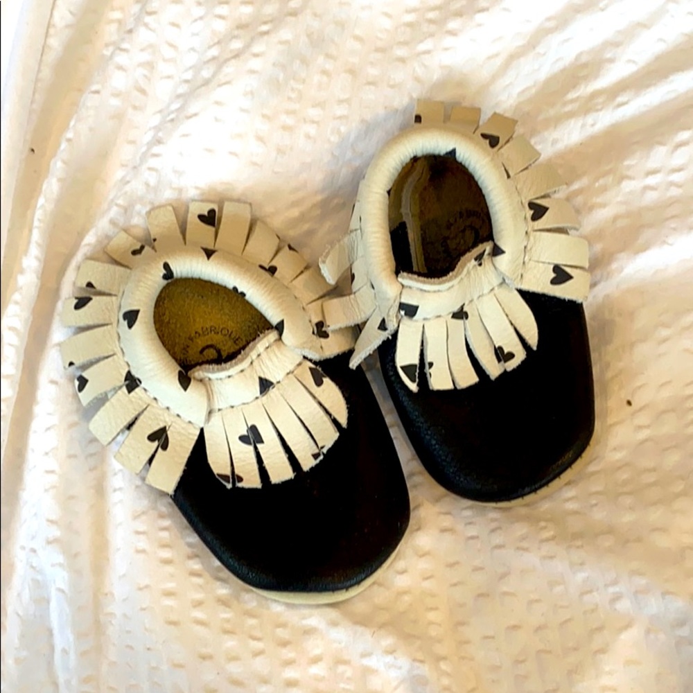 Minimoc size 2 baby shoes